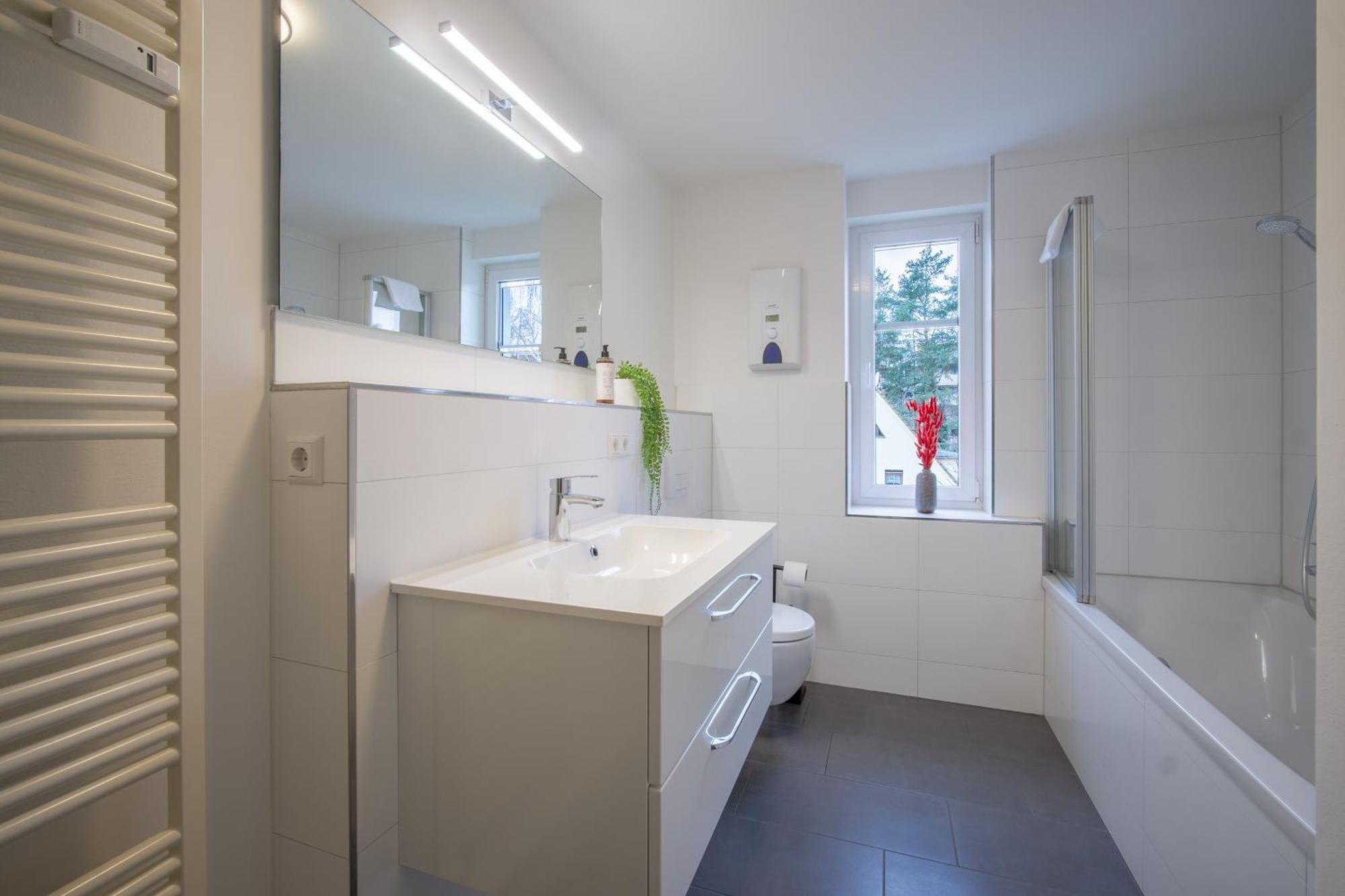 Coview - Design Apartment - 2 Schlafzimmer - Kueche - Highspeed Wlan Dresda Esterno foto