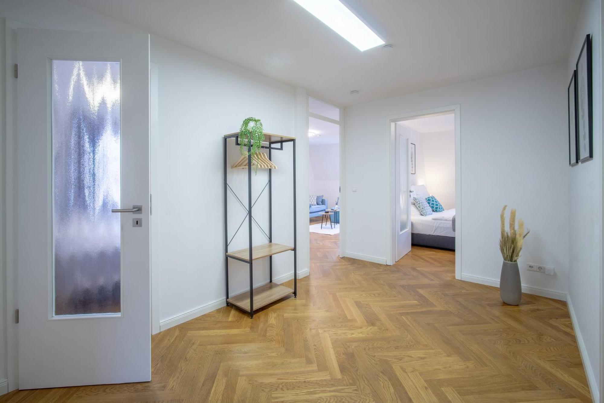 Coview - Design Apartment - 2 Schlafzimmer - Kueche - Highspeed Wlan Dresda Esterno foto