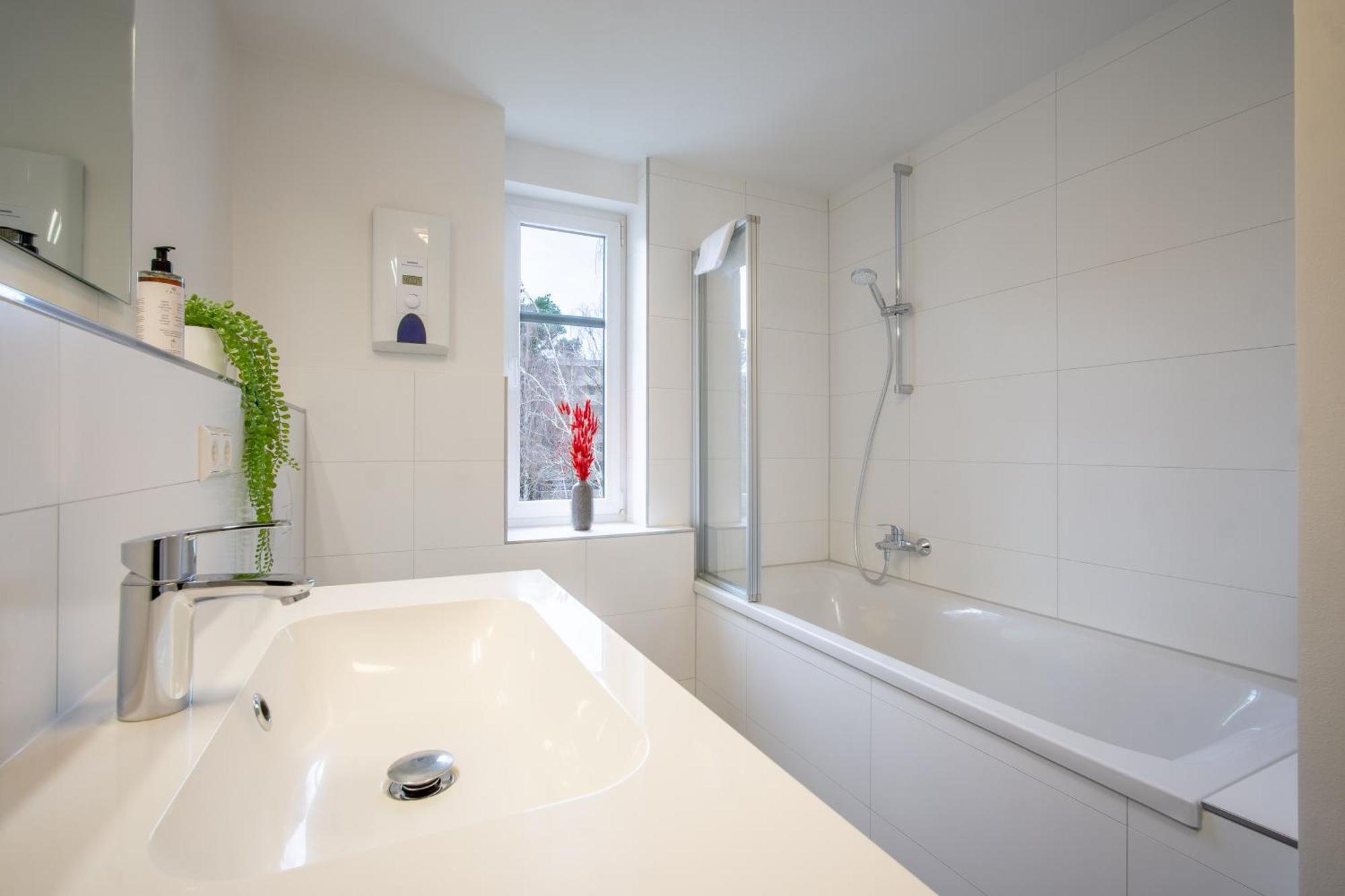 Coview - Design Apartment - 2 Schlafzimmer - Kueche - Highspeed Wlan Dresda Esterno foto