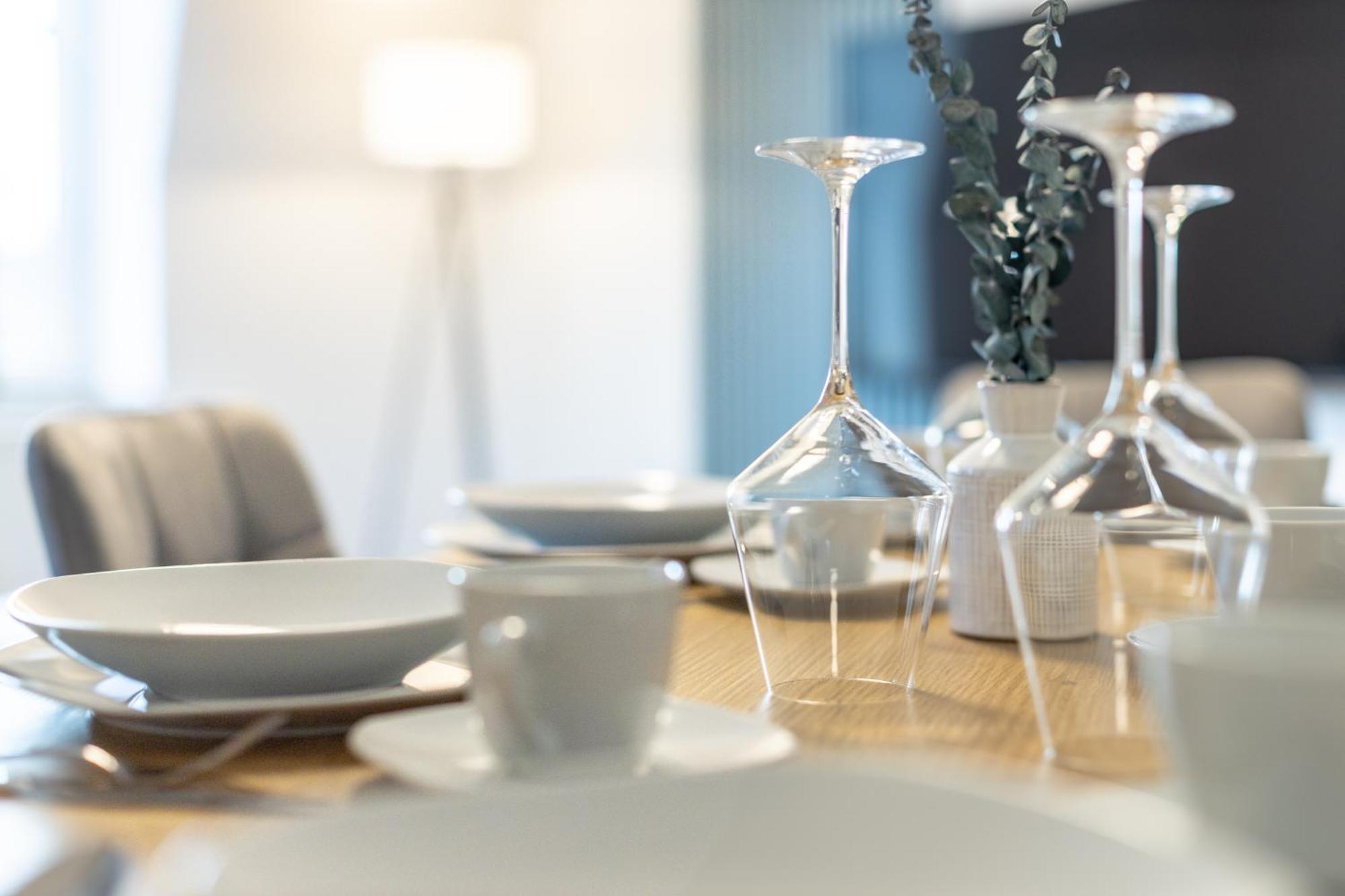 Coview - Design Apartment - 2 Schlafzimmer - Kueche - Highspeed Wlan Dresda Esterno foto