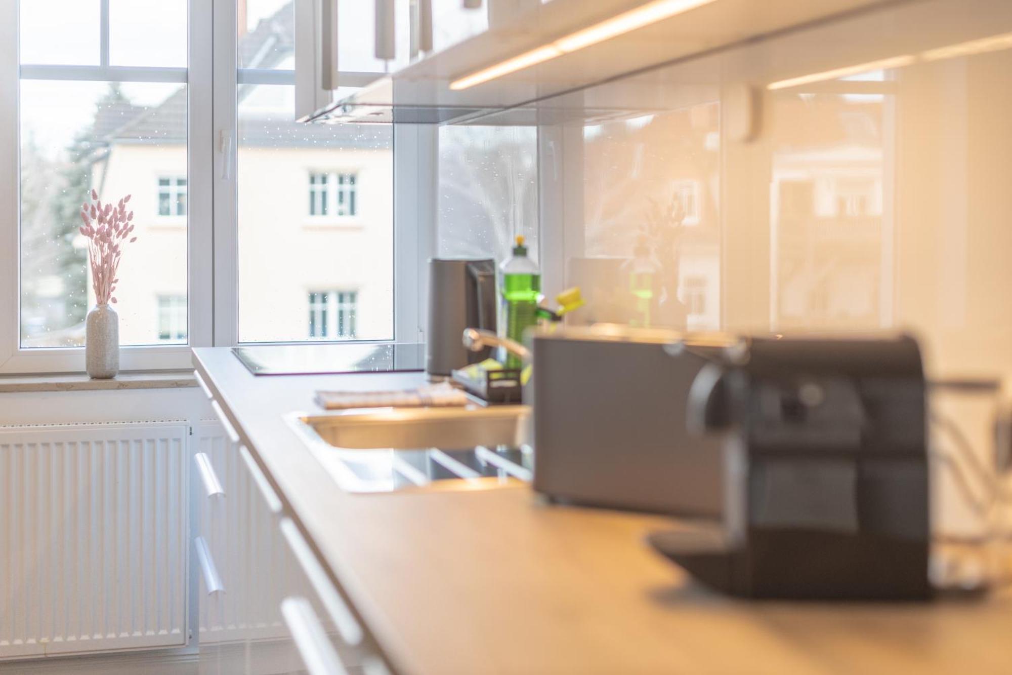 Coview - Design Apartment - 2 Schlafzimmer - Kueche - Highspeed Wlan Dresda Esterno foto