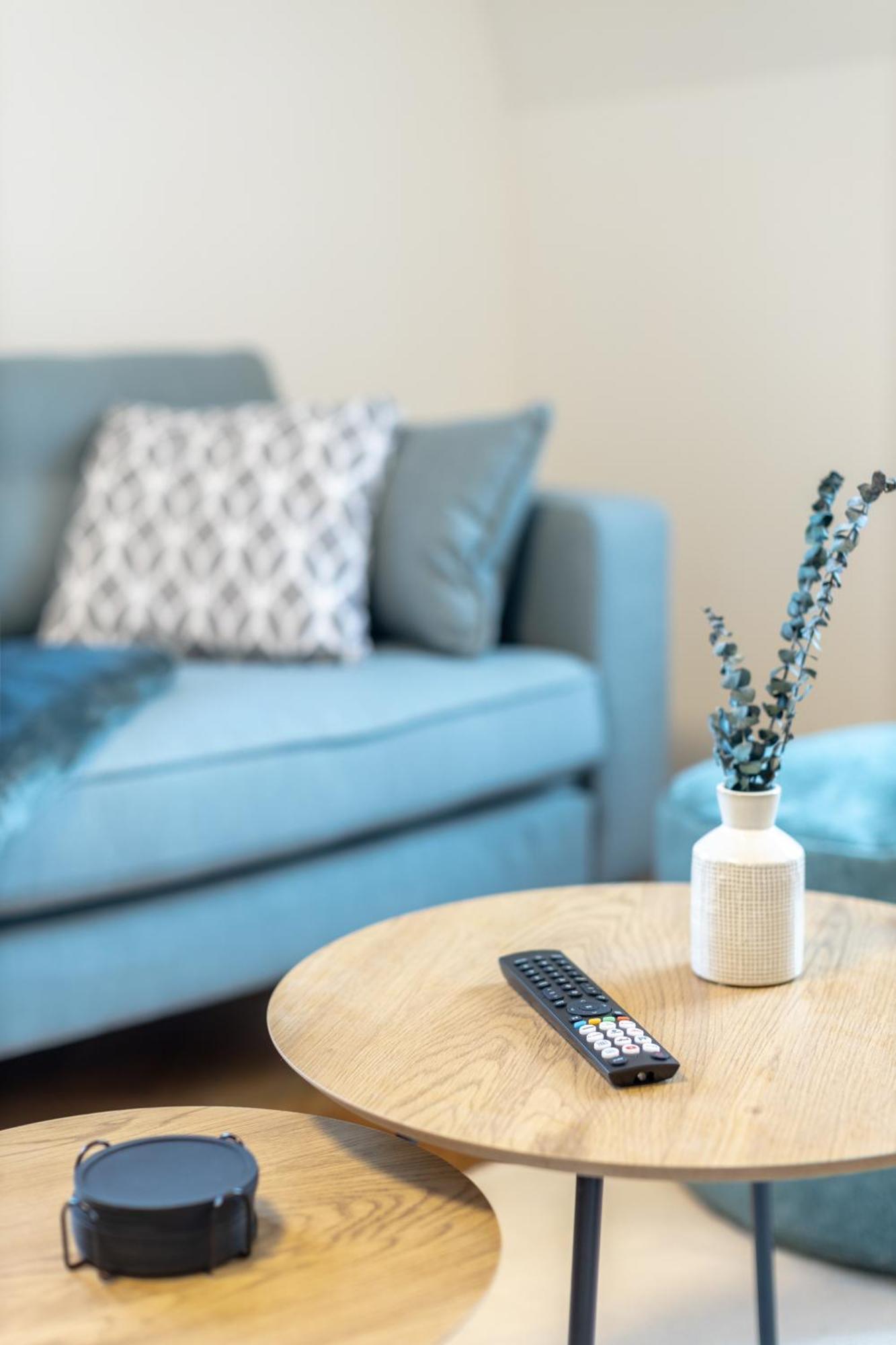 Coview - Design Apartment - 2 Schlafzimmer - Kueche - Highspeed Wlan Dresda Esterno foto