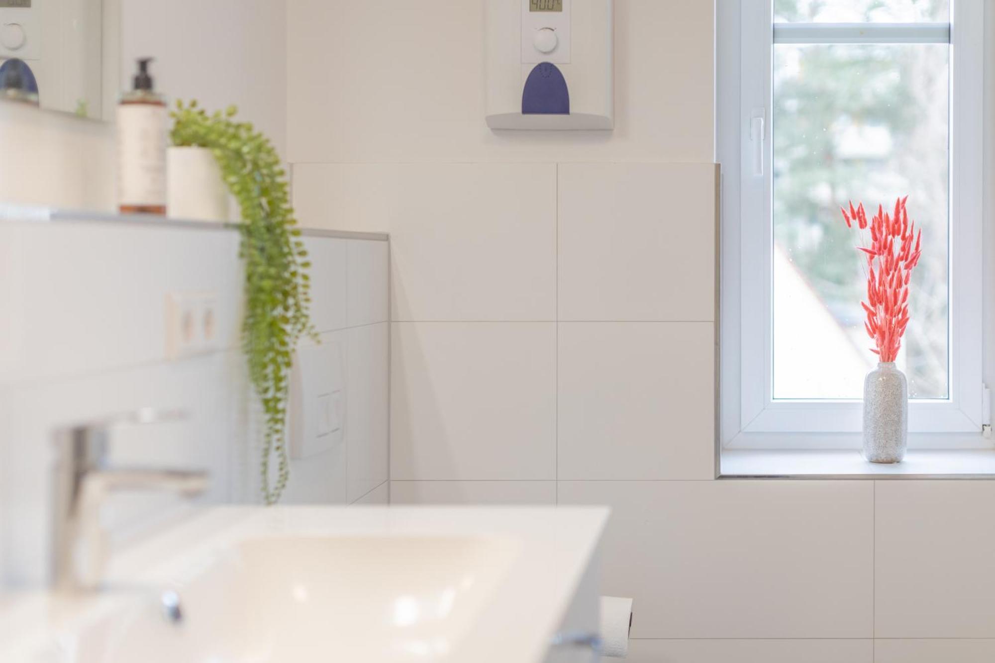 Coview - Design Apartment - 2 Schlafzimmer - Kueche - Highspeed Wlan Dresda Esterno foto